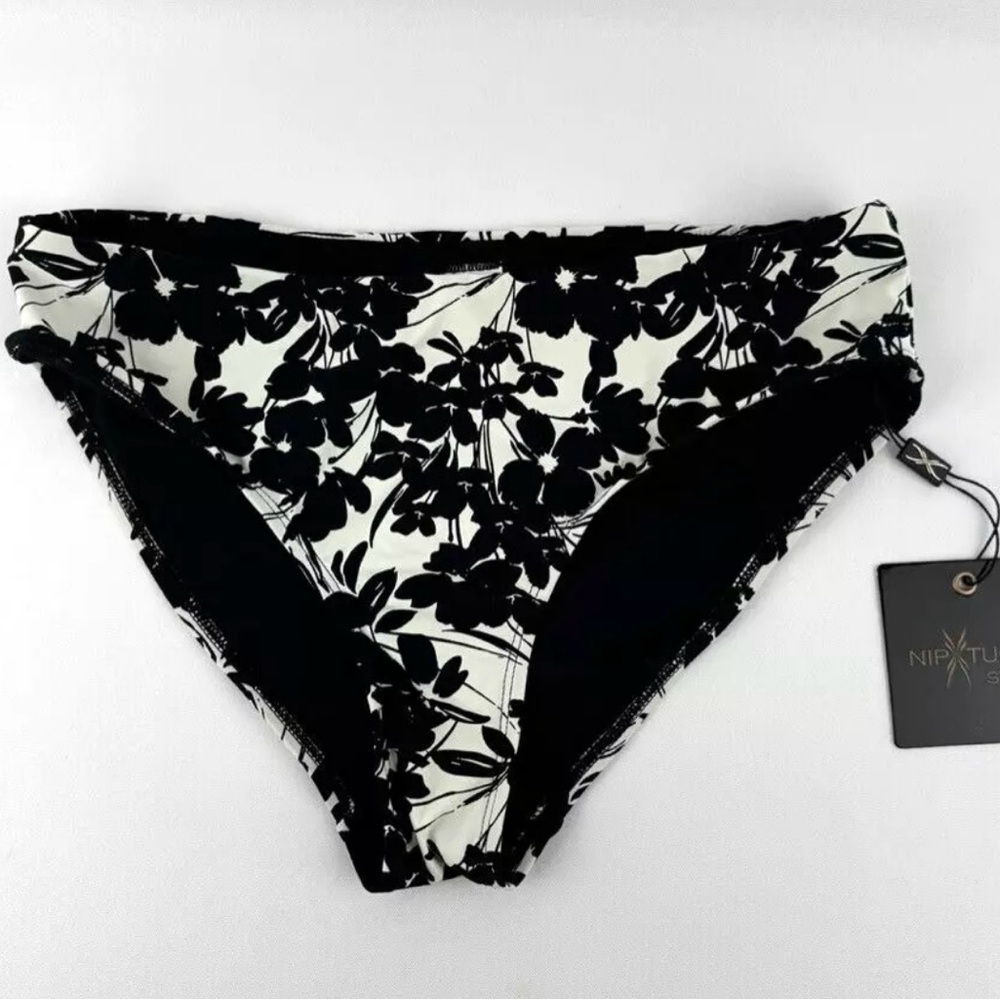 NWT Bikini Bottoms Size 6 Black and Cream Floral Print, Nip Tuck